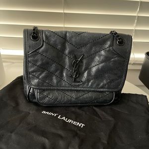 Saint Laurent Niki Baby Chain Bag